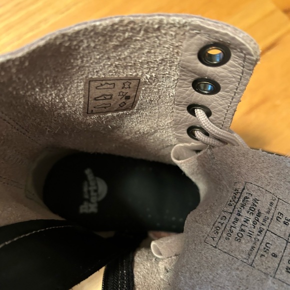 Dr. Martens Jadon III women’s size 8 - Picture 11 of 15